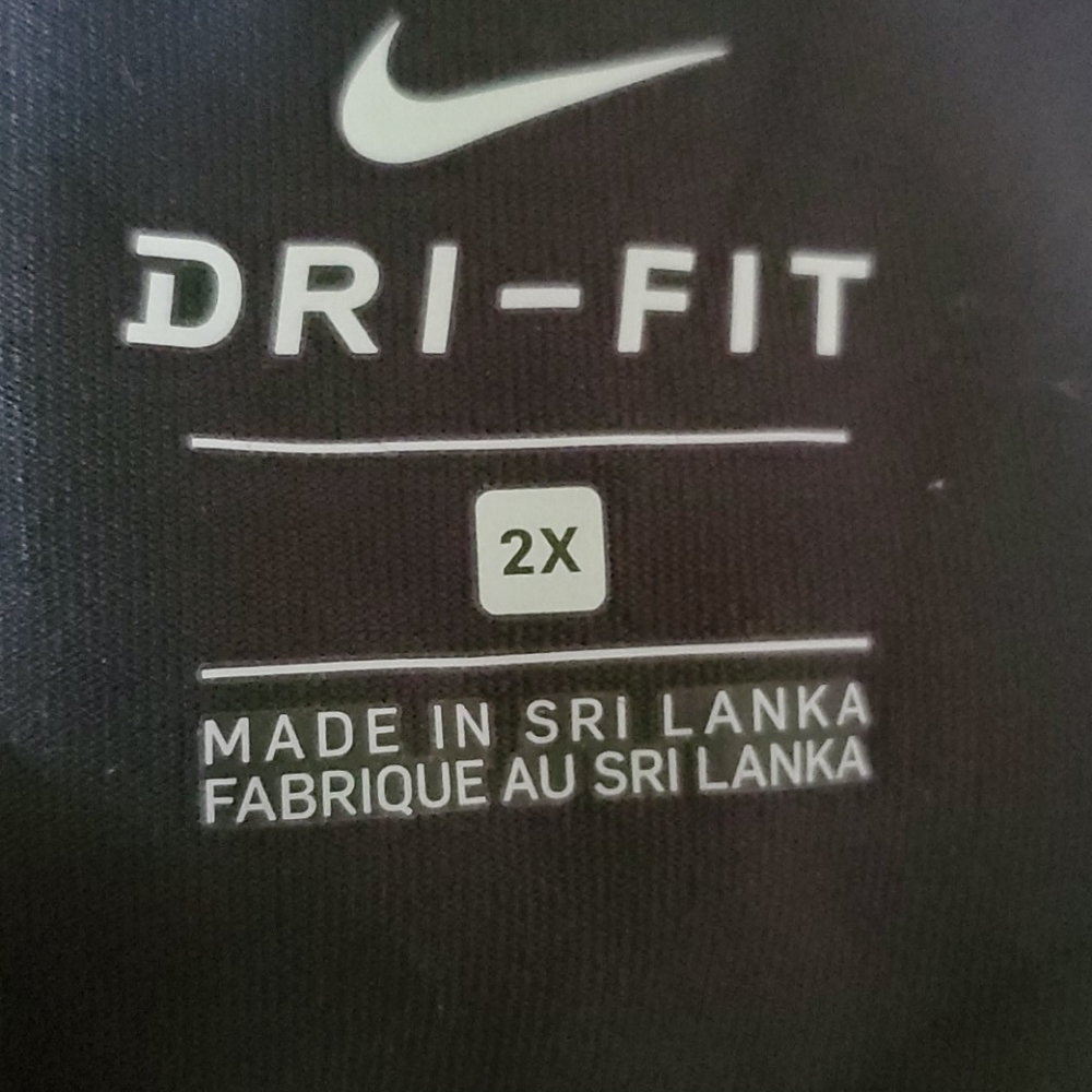 🚫SOLD🚫Nike Legendary twist color block leggings - Picture 2 of 2